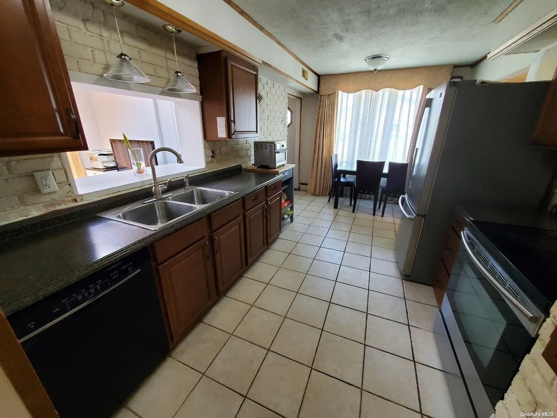 Photo of 9 Sandra Drive
