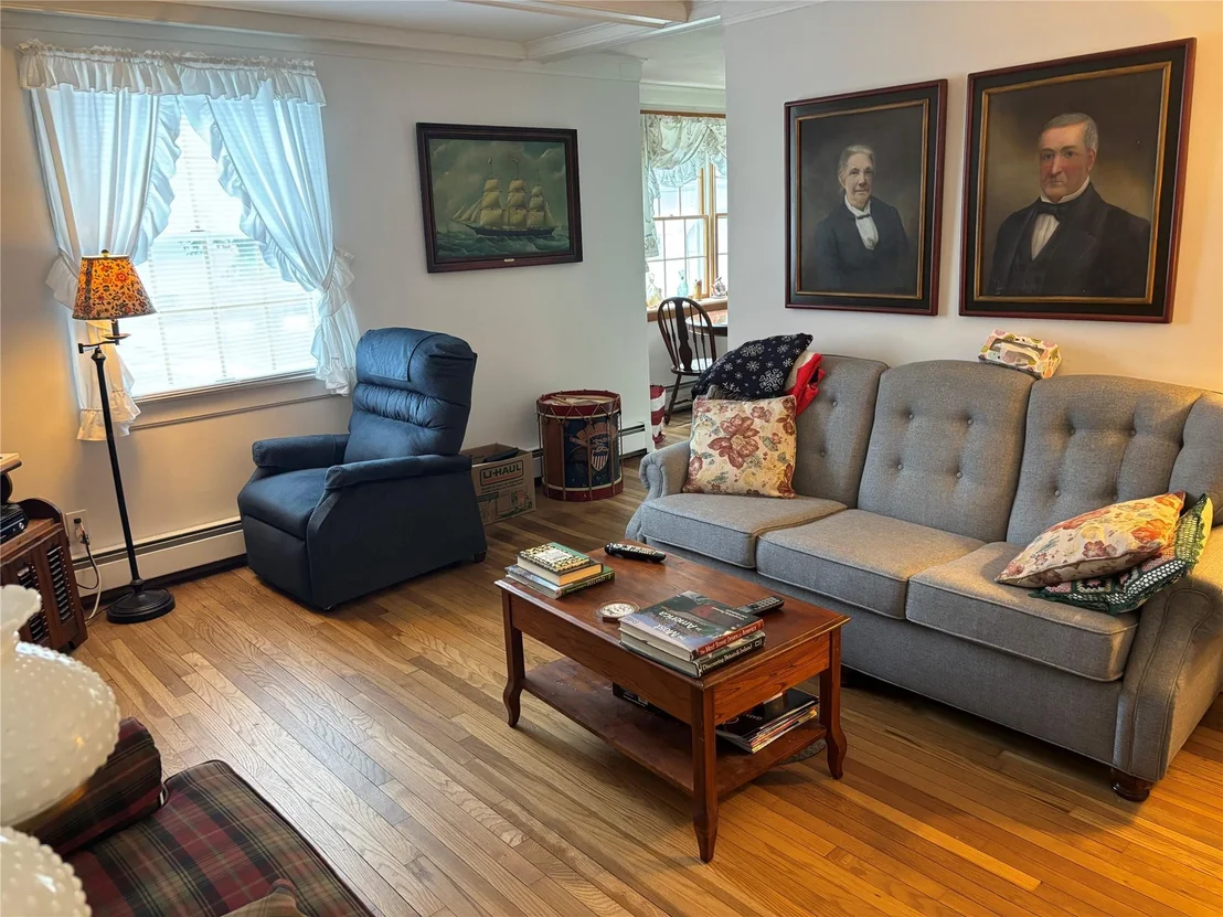Photo of 21 Kinderhook Drive