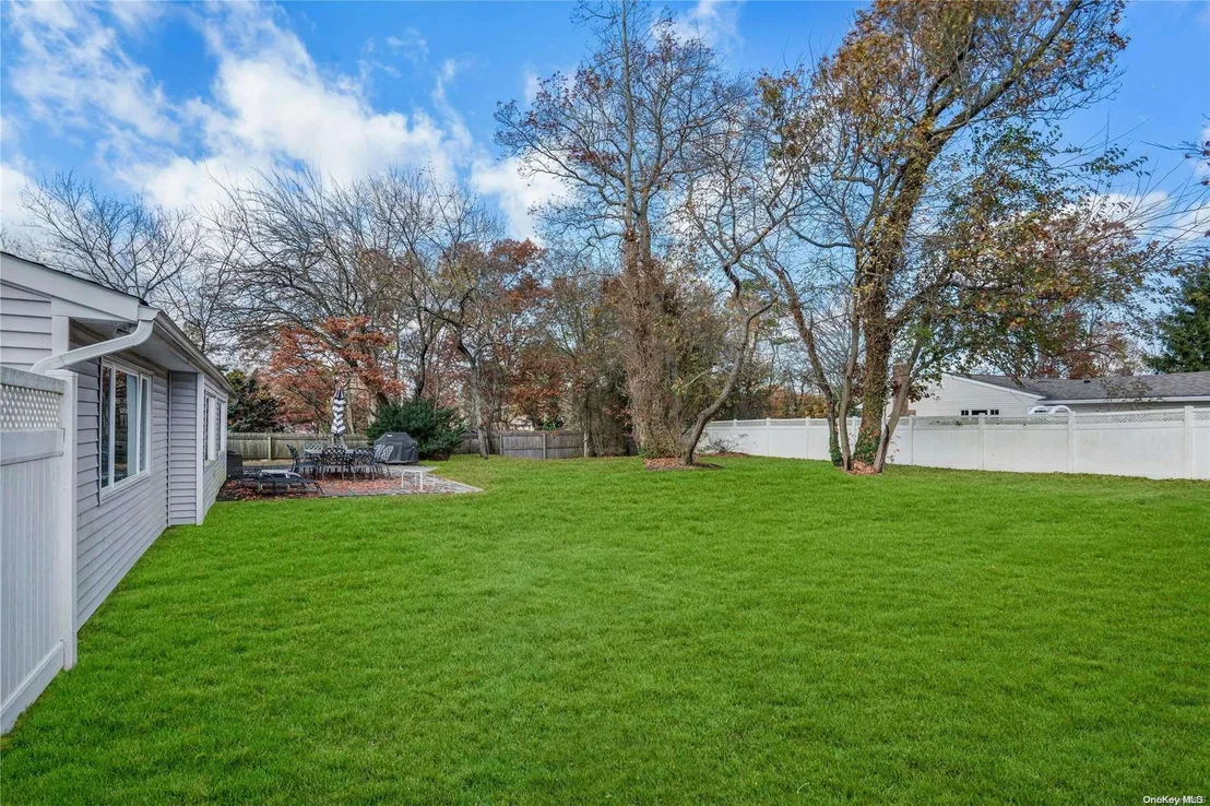 Photo of 23 Bluff Circle