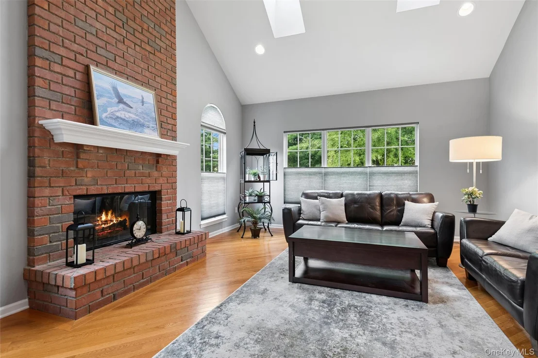 Photo of 415 Vassar Place
