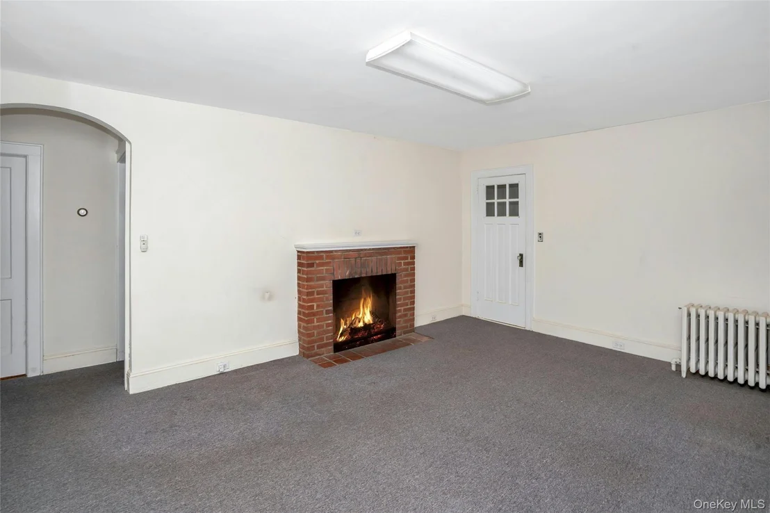Photo of 33 Laurel Drive