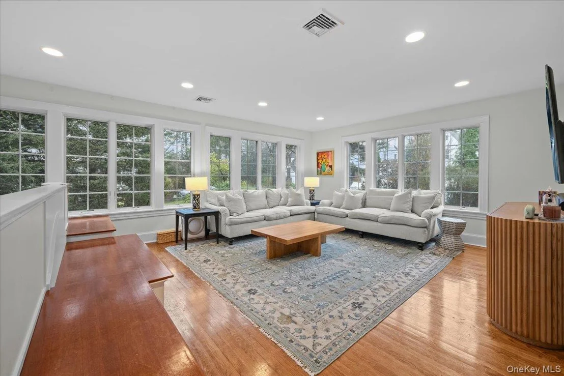 Photo of 26 Shadow Lane