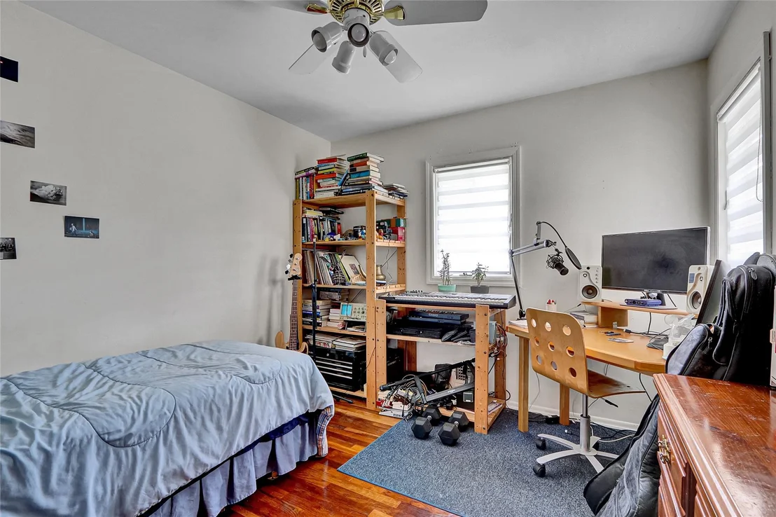 Photo of 18 Pashen Place