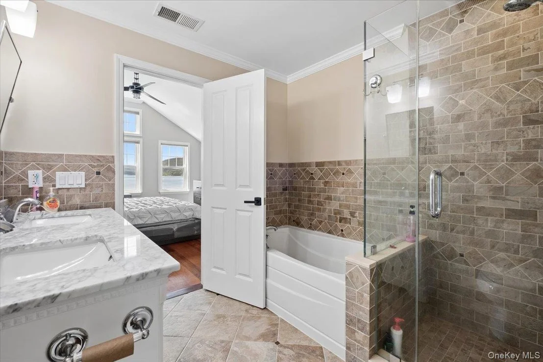 Photo of 225 Waterside Close