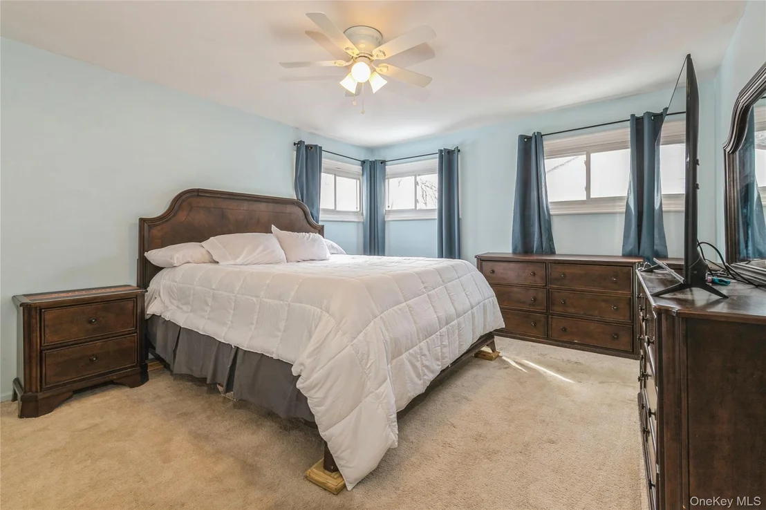 Photo of 10 Hickory Street
