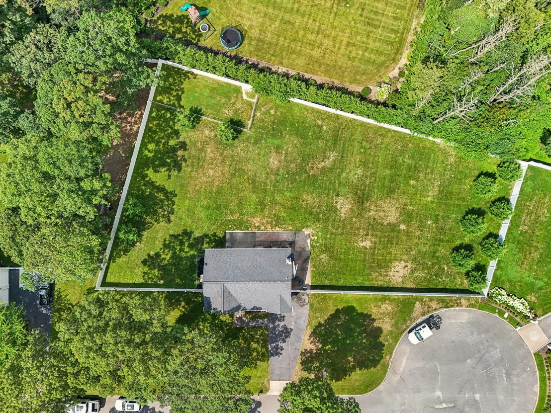 Photo of 2 Sommerset Drive