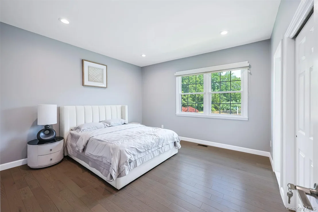 Photo of 8 Parkview Drive