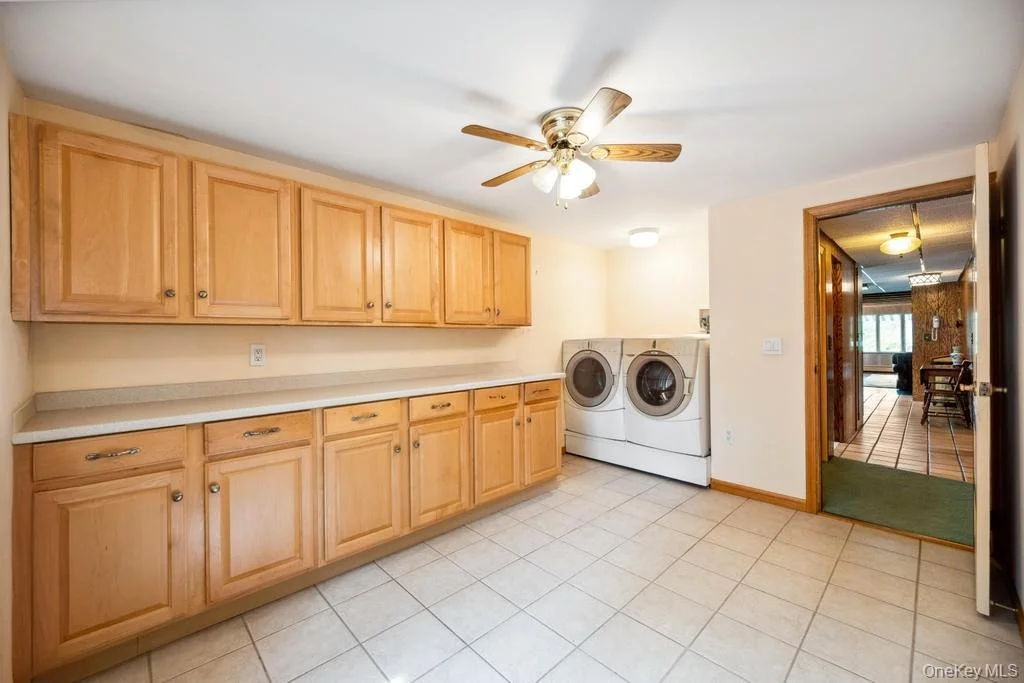Photo of 9 Lakeland Avenue