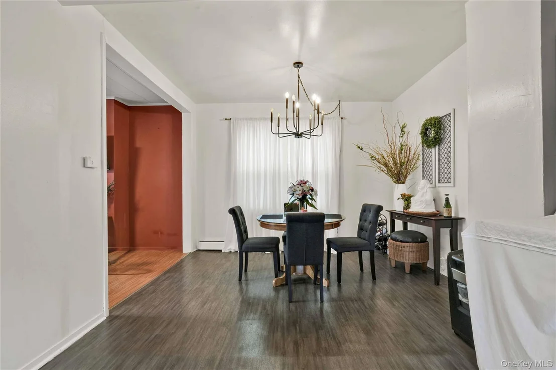 Photo of 152 Miller Avenue