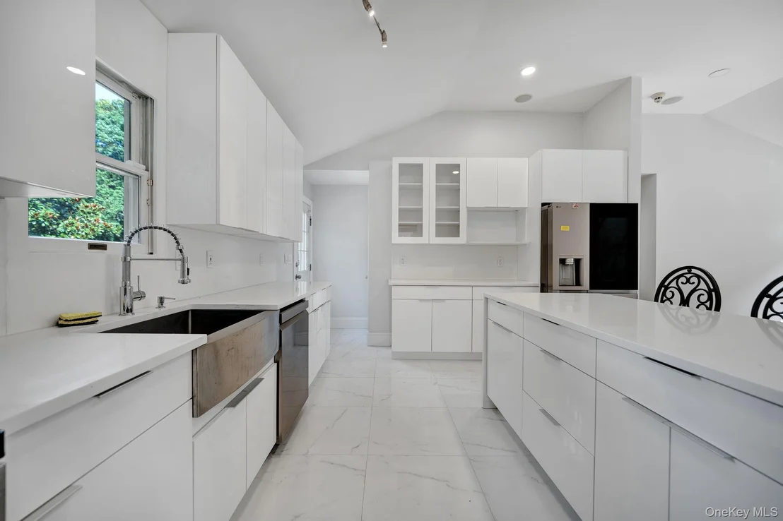 Photo of 75 Whiskey Road
