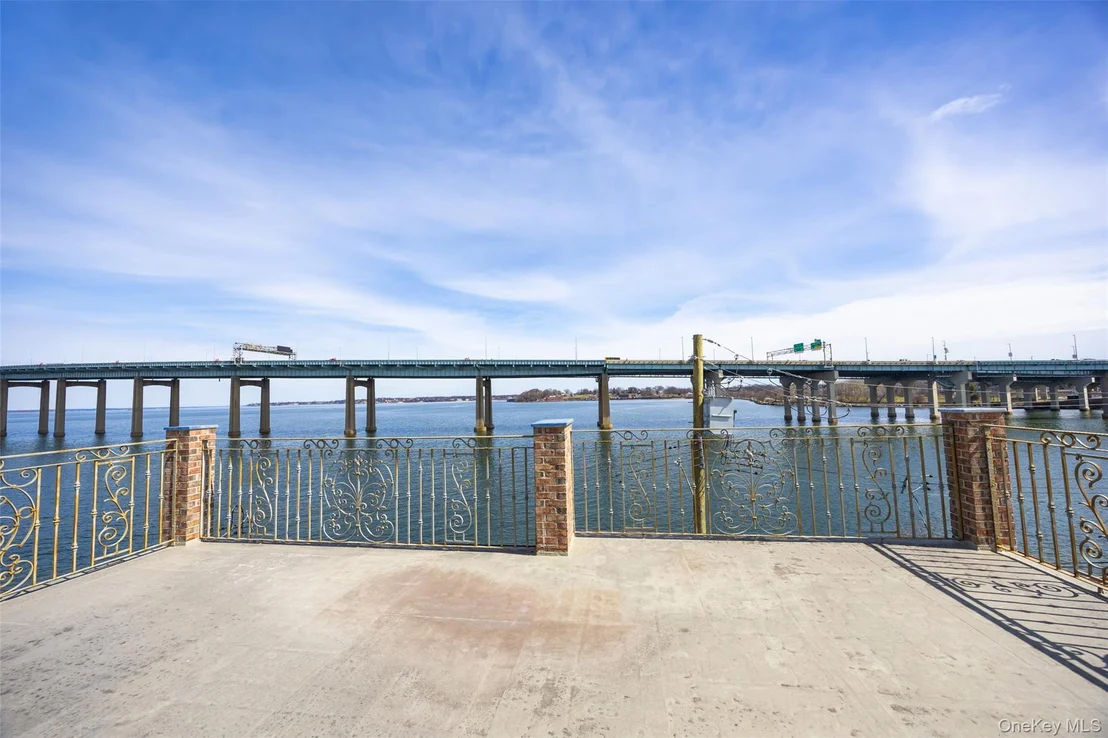 Photo of 10-42 Utopia Parkway