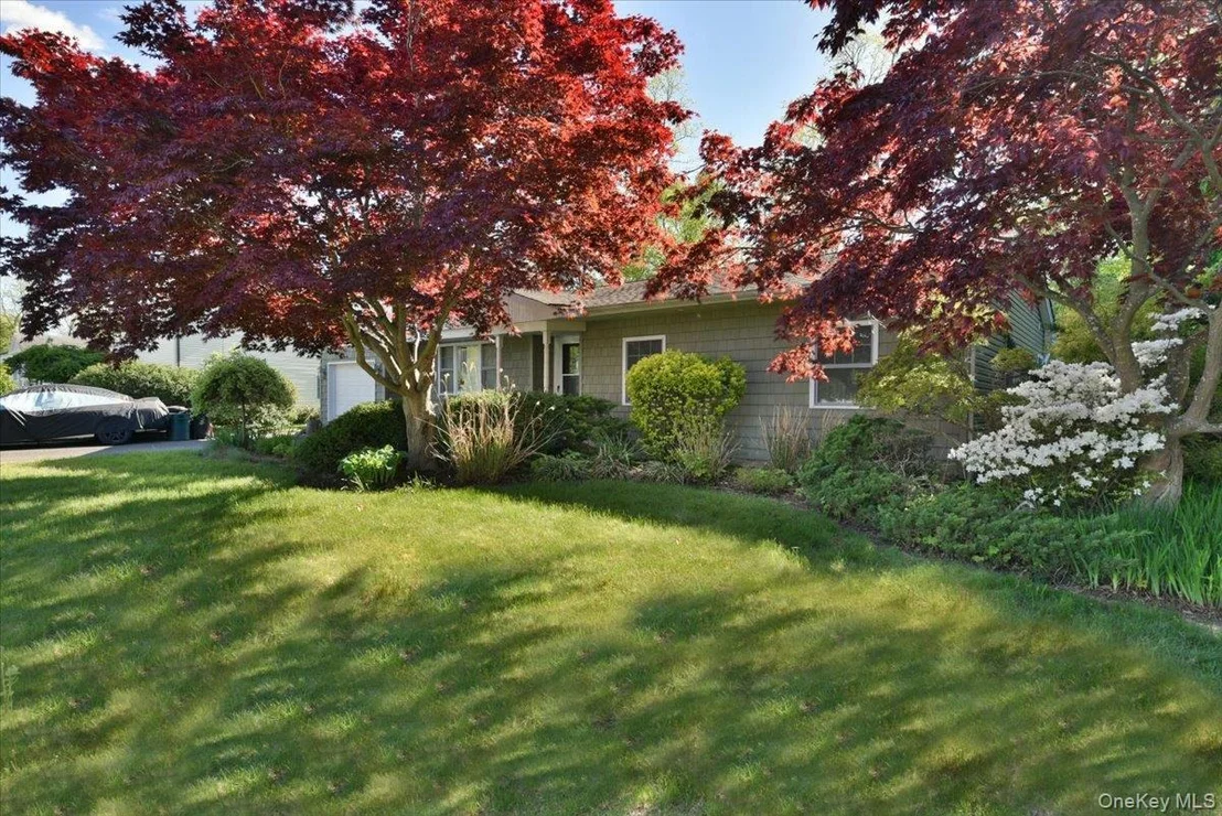 Photo of 20 Dumond Place