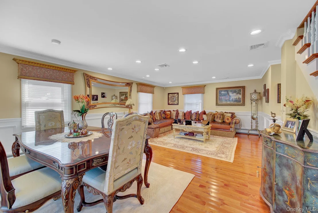 Photo of 12 Crabtree Lane