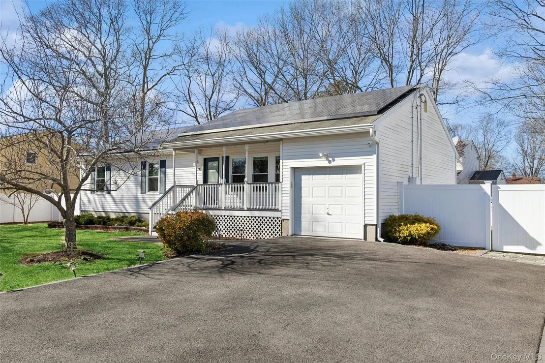 Photo of 19 Flintlock Drive