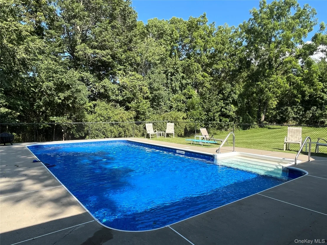 Photo of 51 Lakeside Road