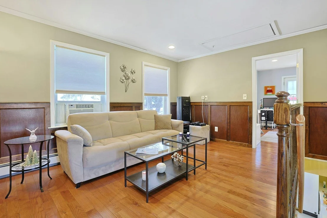 Photo of 2 Aura Drive