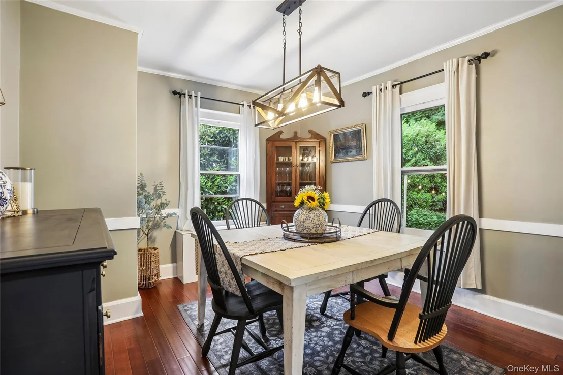 Photo of 75 Chestnut Avenue