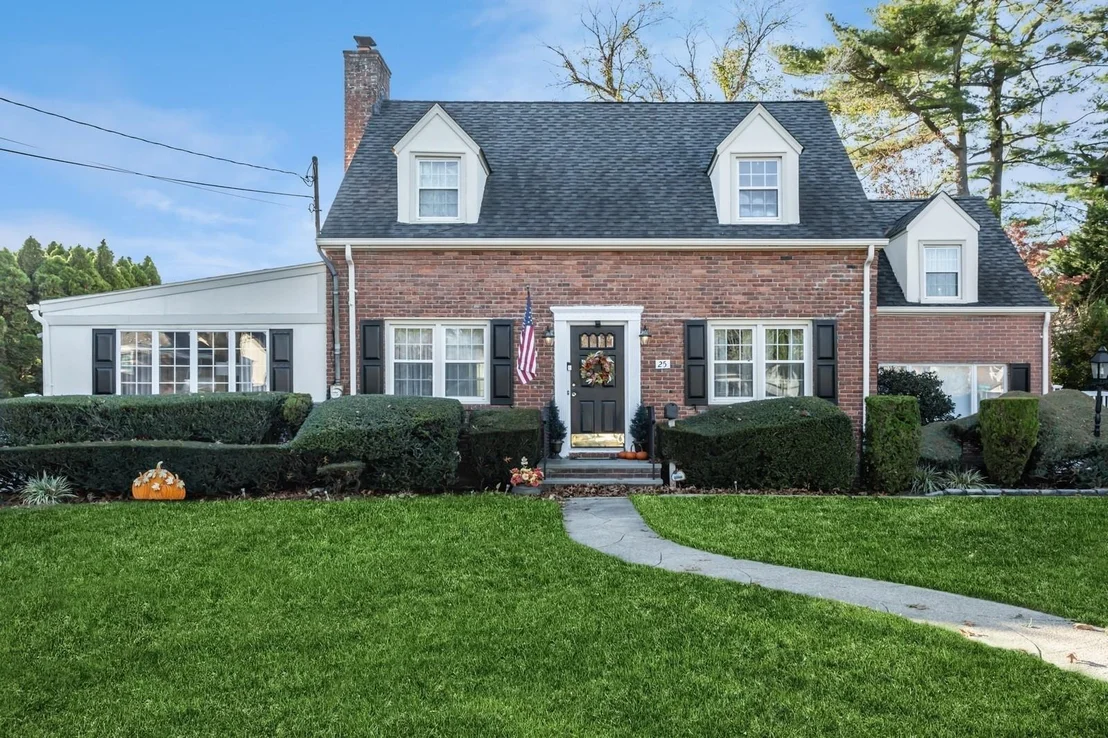 Photo of 25 Hanson Place
