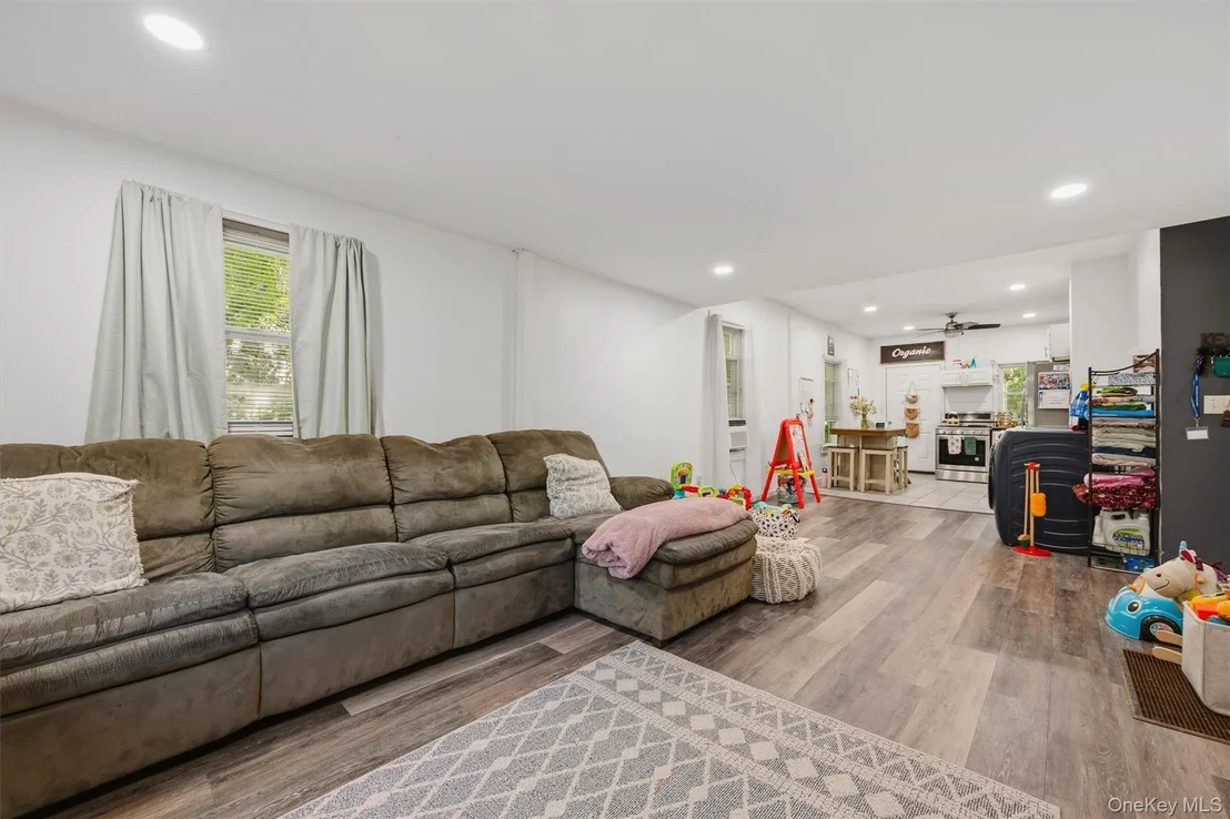 Photo of 19 Hulse Avenue