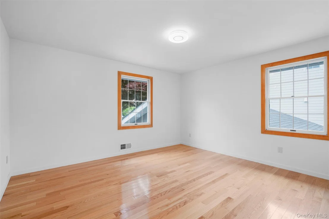 Photo of 14 Ridgeland Terrace