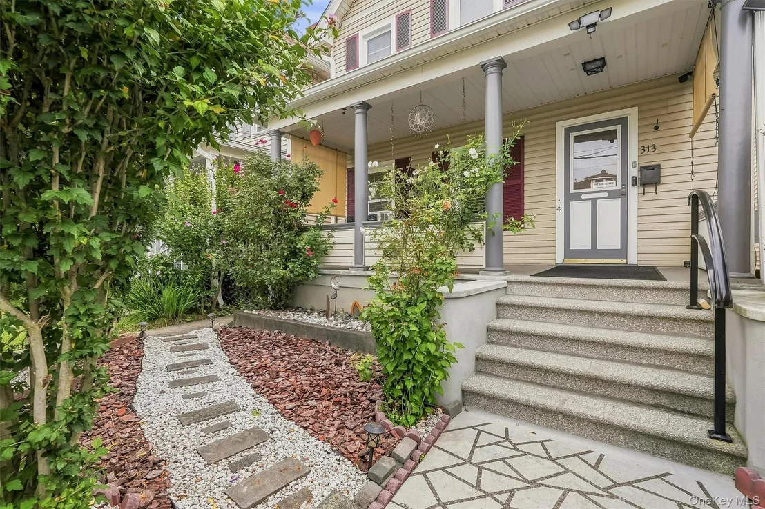 Photo of 313 Depew Street