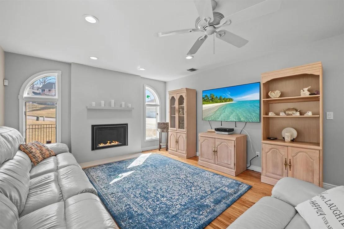 Photo of 31 Waters Edge