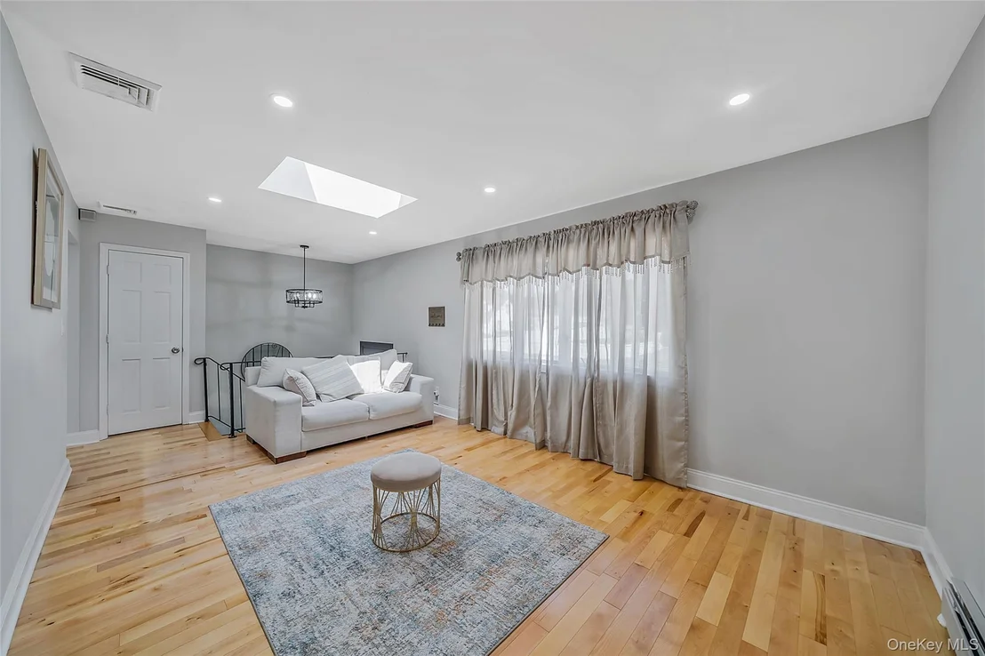 Photo of 188 Frederick Avenue