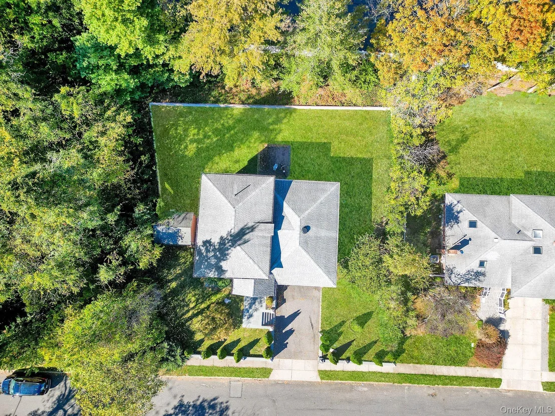 Photo of 300 Ellen Place