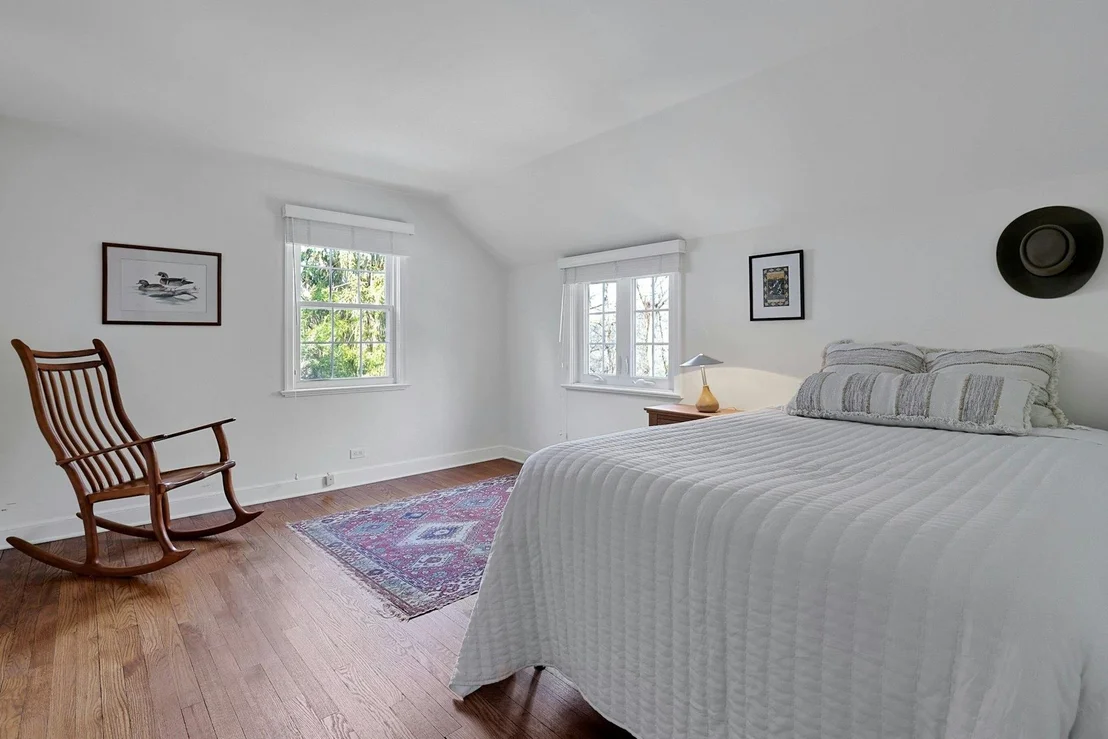 Photo of 41 Deepwood Drive
