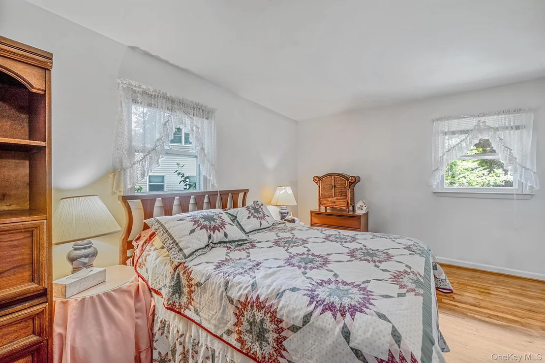 Photo of 376 Moriches Road