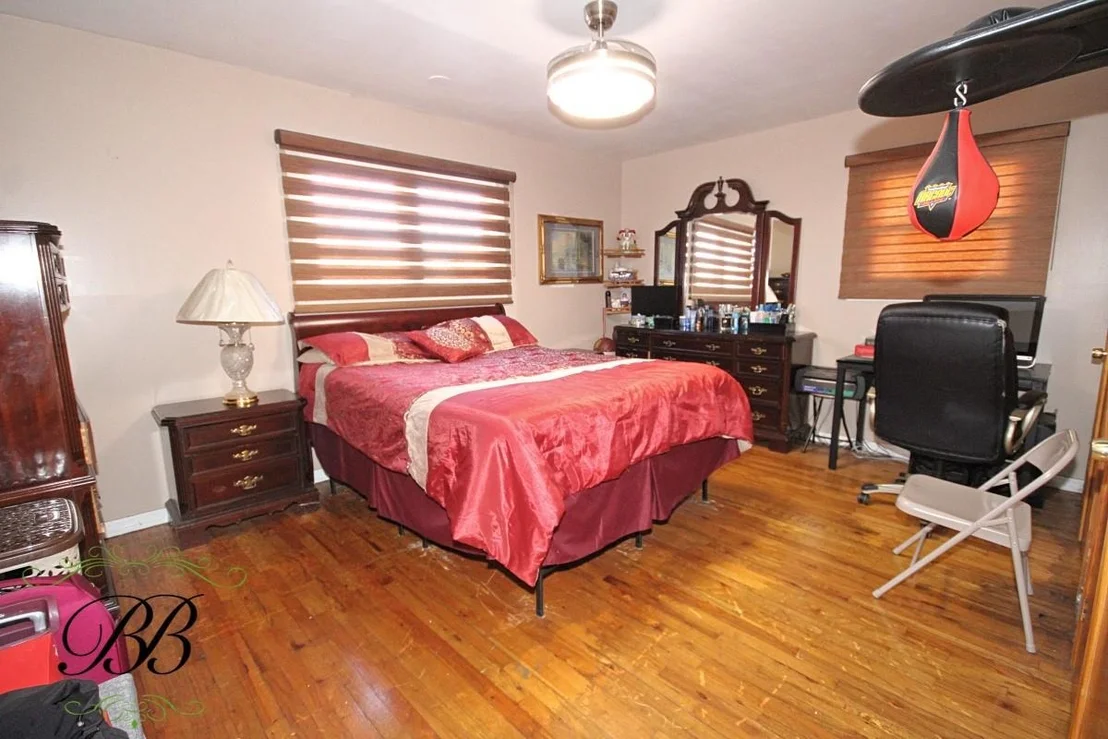 Photo of 10811 Flatlands 7 Street