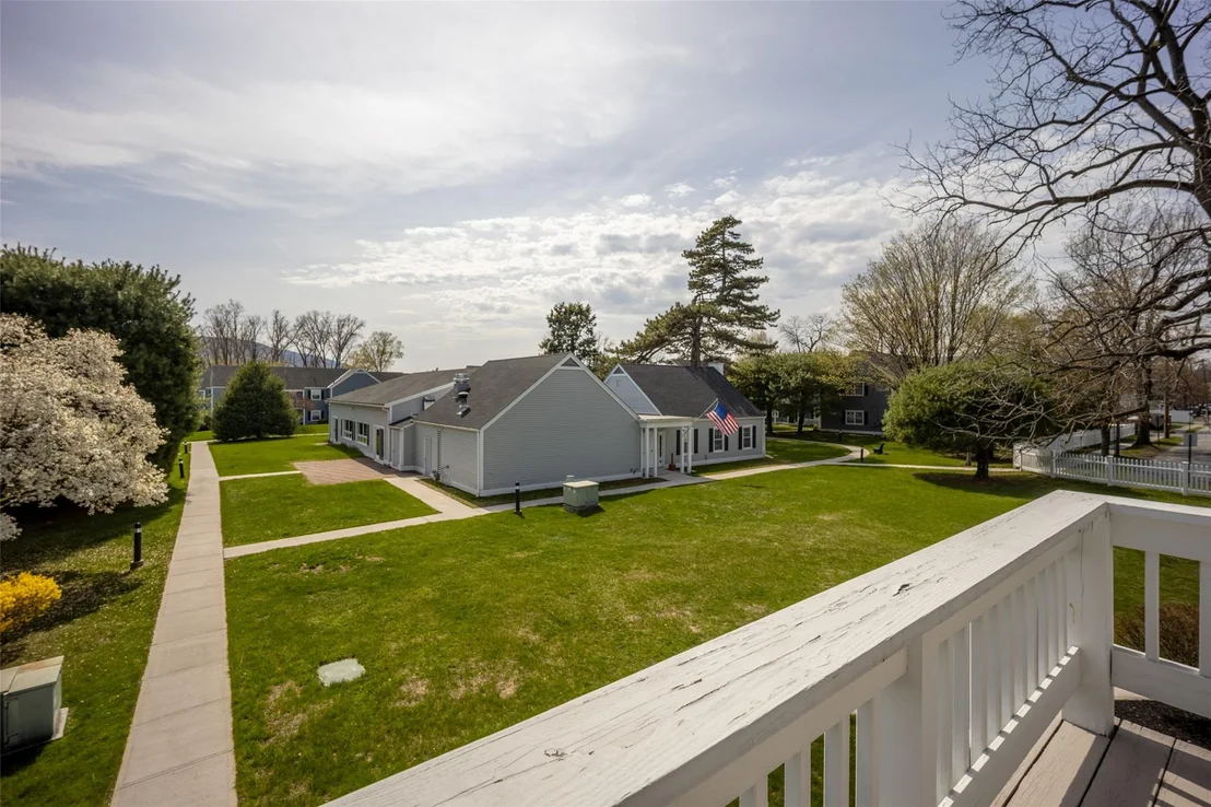 Photo of Unit F at 901 Commons Way