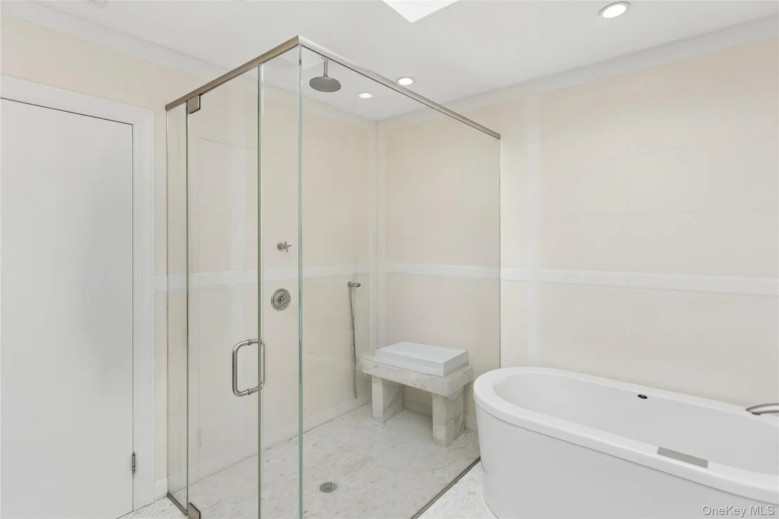 Photo of 230 Richards Lane