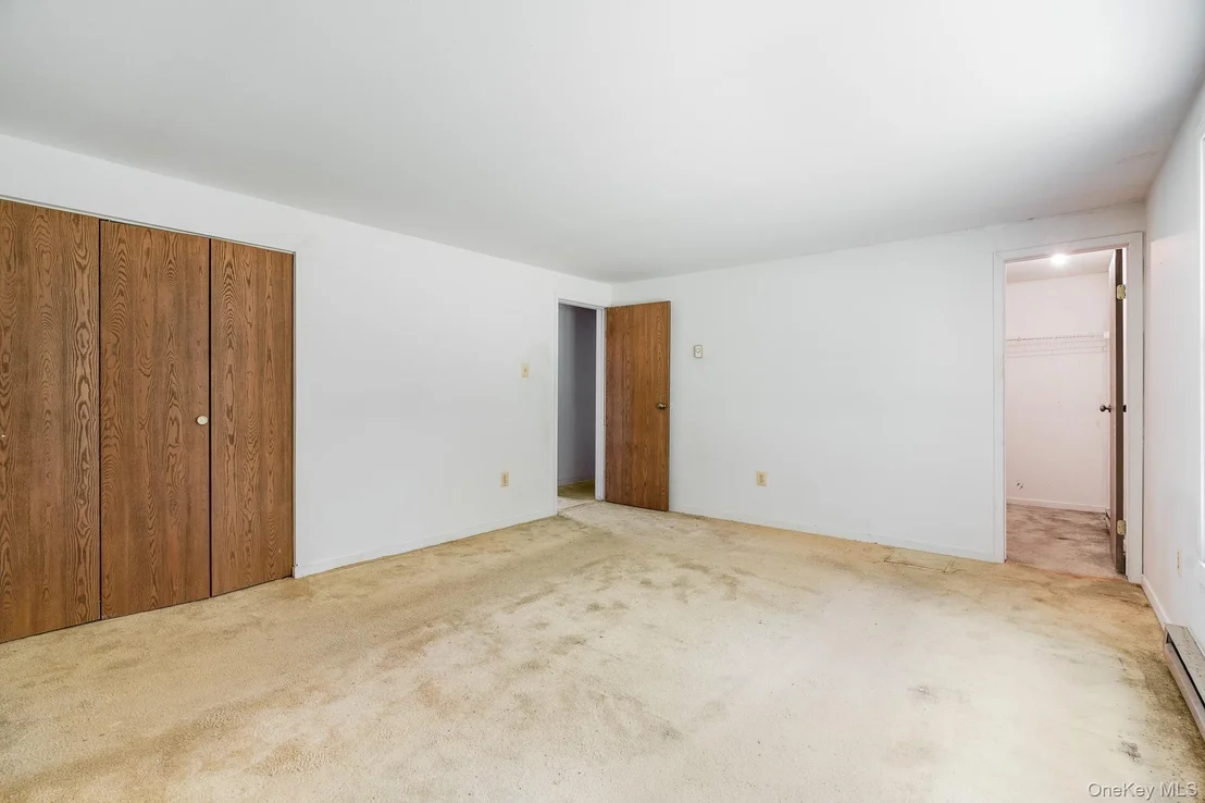 Photo of 16 Riverside Drive