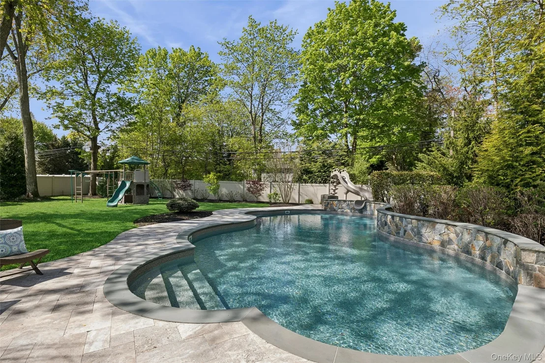 Photo of 10 Kingfisher Drive
