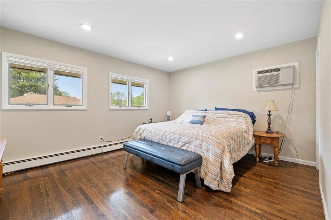Photo of 11 Voorhis Drive