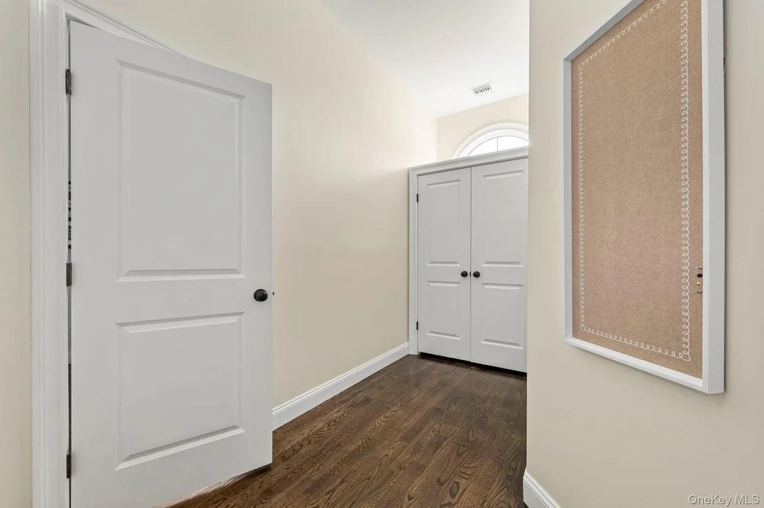 Photo of 80 Central Boulevard