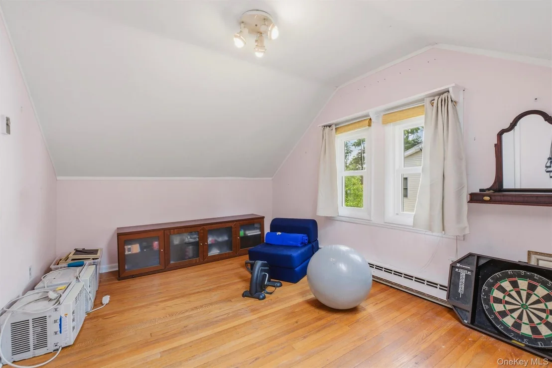 Photo of 24 Tamarack Road
