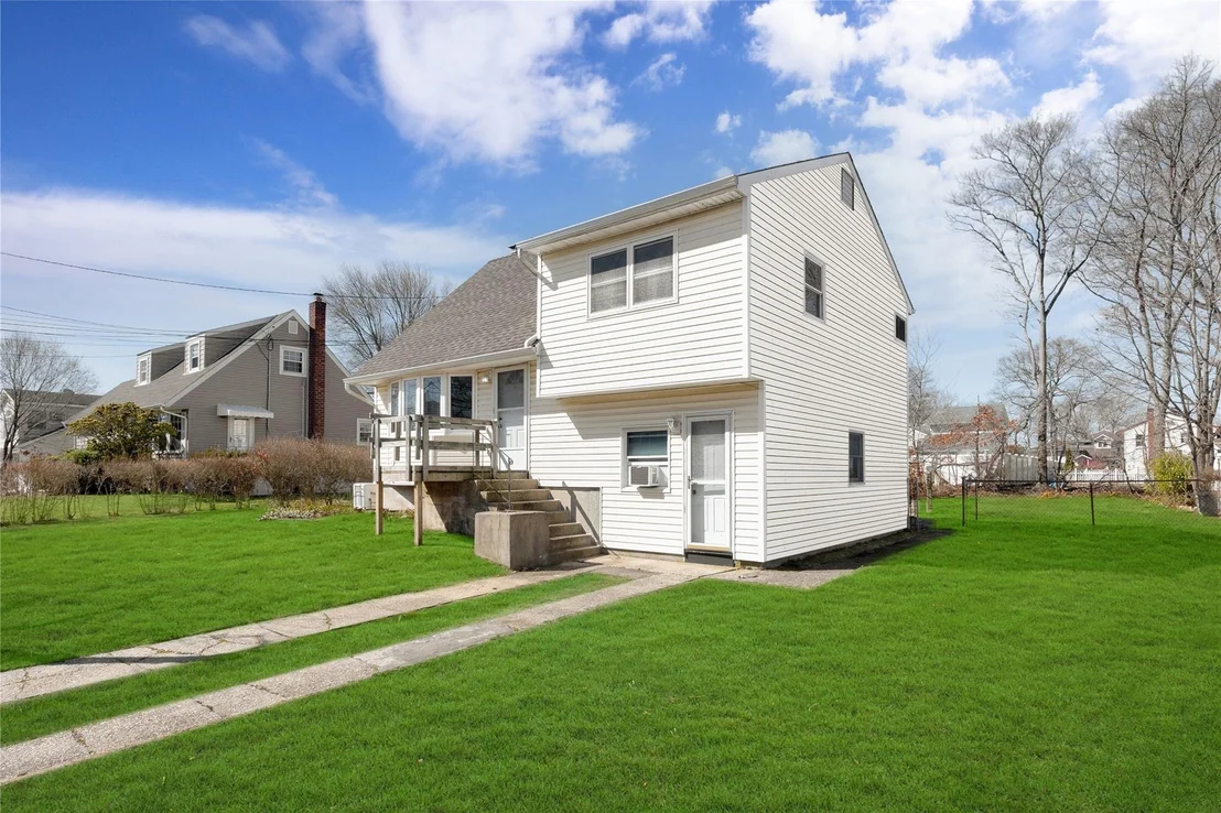 Photo of 624 Peter Paul Drive