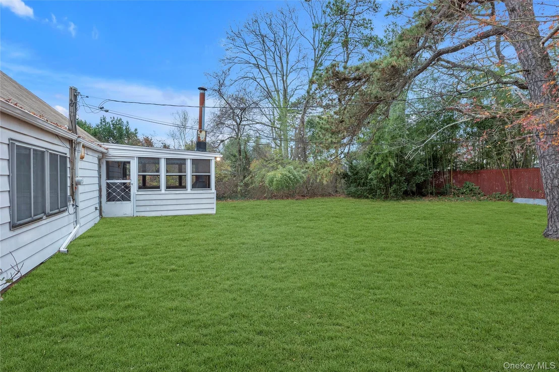 Photo of 96 Split Cedar Drive