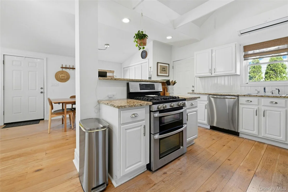 Photo of 46 Beach Road