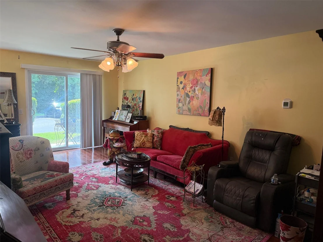 Photo of Unit A at 600 Commons Way