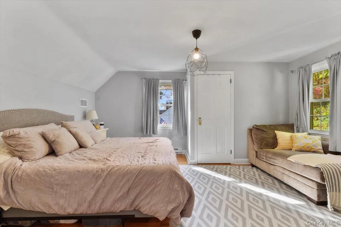 Photo of 150 Parkview Place
