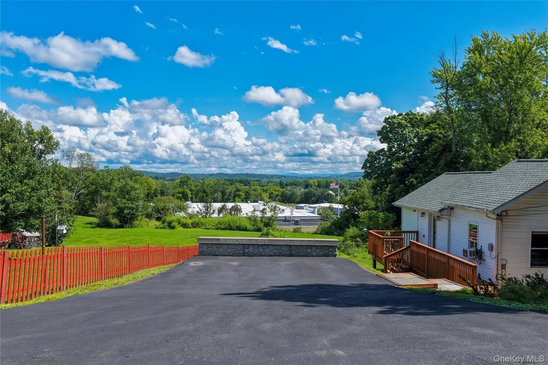Photo of 16 Highland Avenue