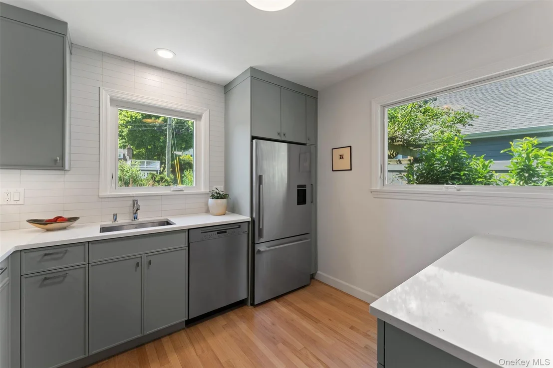 Photo of 170 Crest Drive