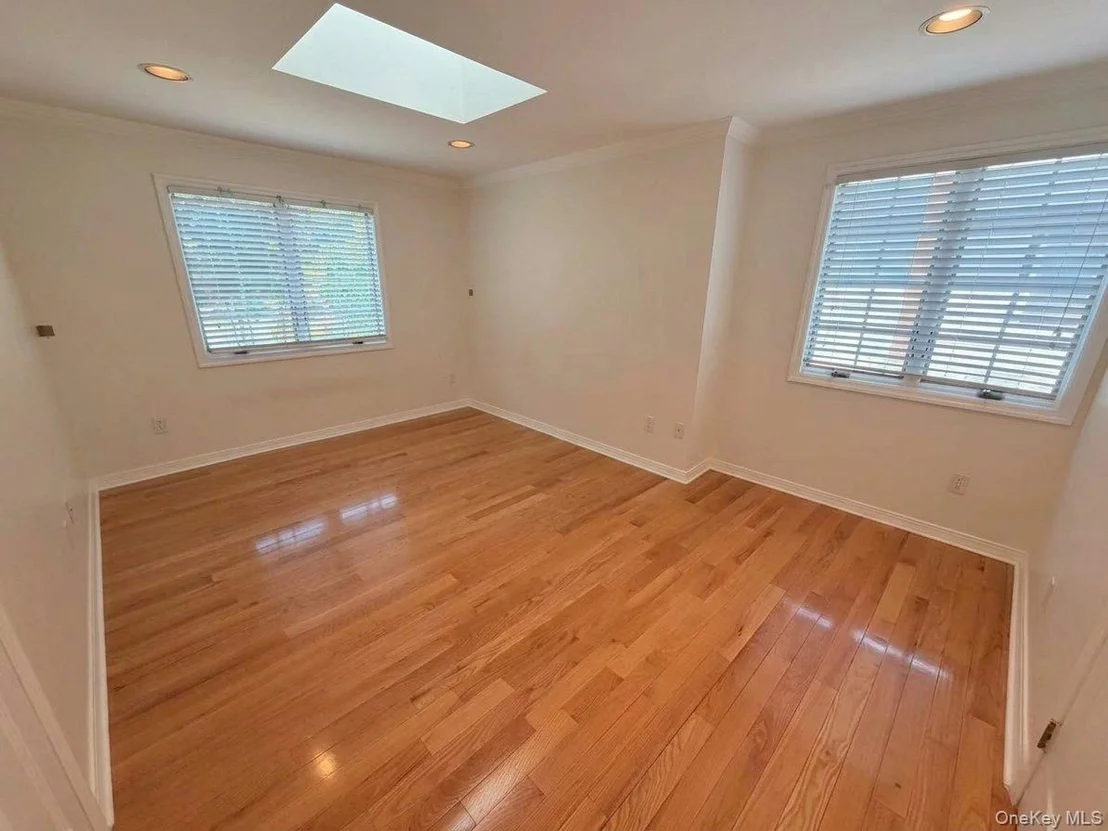 Photo of 31 Stoothoff Drive