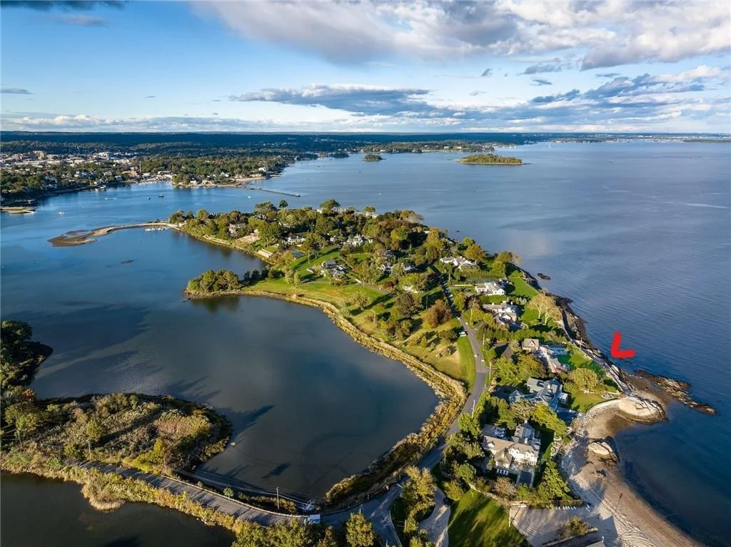 Photo of 12 Island Drive