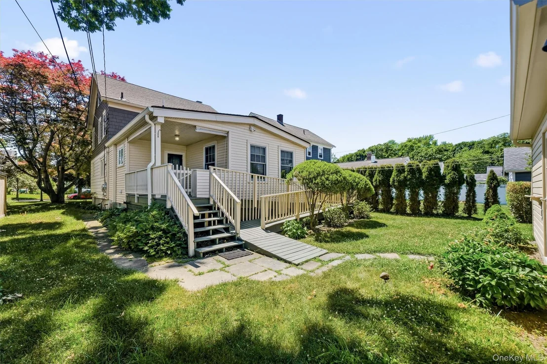 Photo of 14 Spoor Avenue