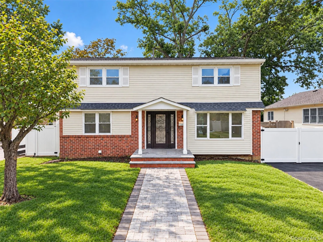 Photo of 58 Willets Drive
