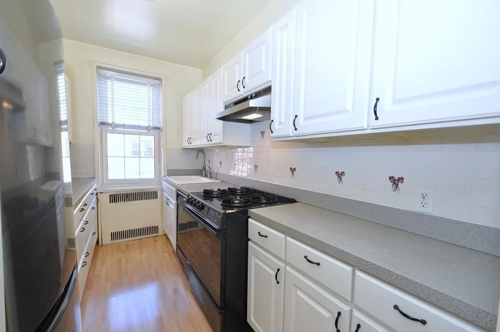 Photo of Unit 5A at 949 Palmer Road